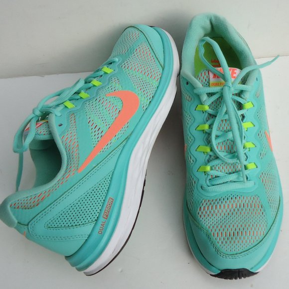 nike dual fusion ladies